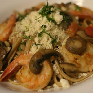 Shrimp Scampi and Whole Wheat Linguini with GO Veggie! Grated Parmesan Flavor Topping