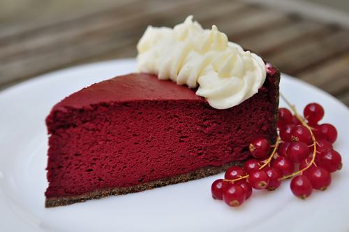 Red-Velvet-Cheesecake